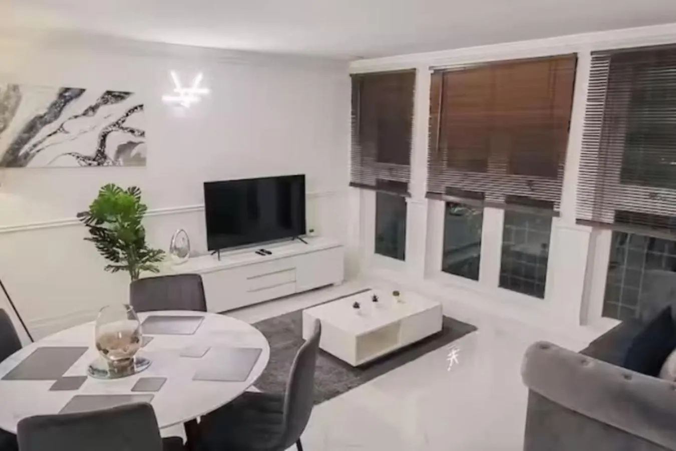 Spacious 2-Bedroom In Canary Wharf London