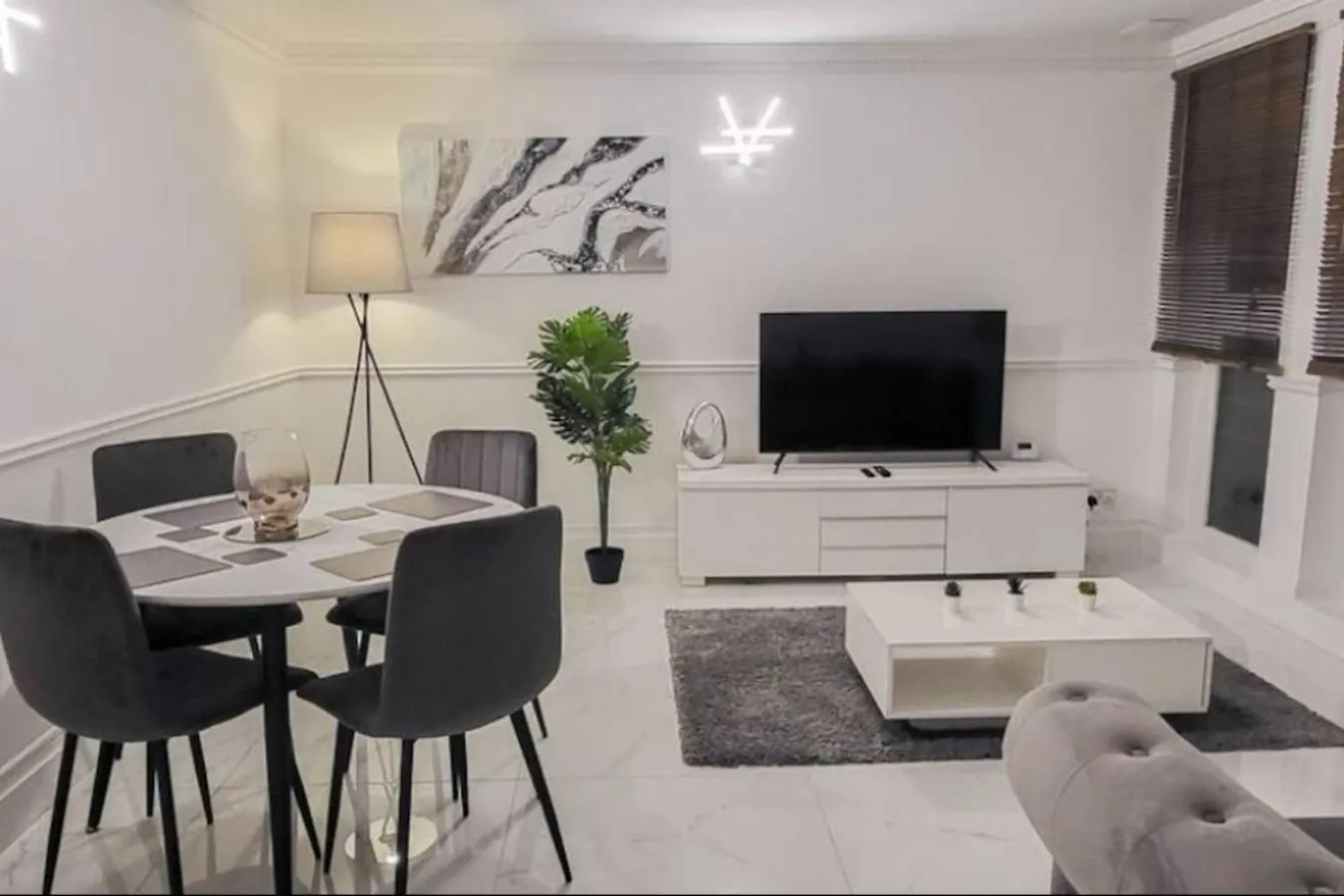 Spacious 2-Bedroom In Canary Wharf London Apartment